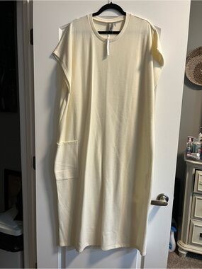 Cream Short-Sleeve Pocket Knit Dress - Women
